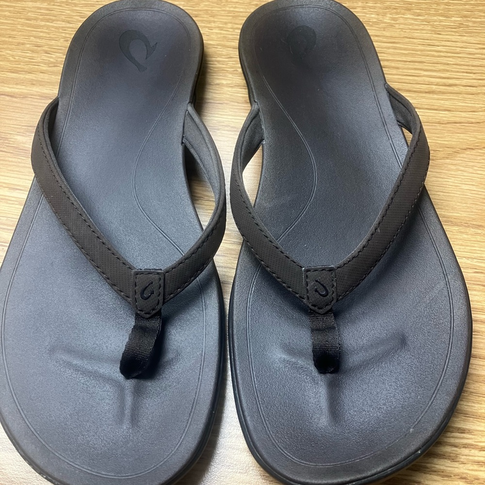 Olukai Sandals